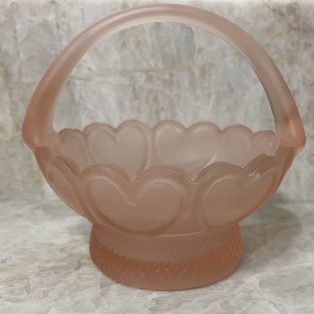 Farrah Pink Frosted Glass Basket